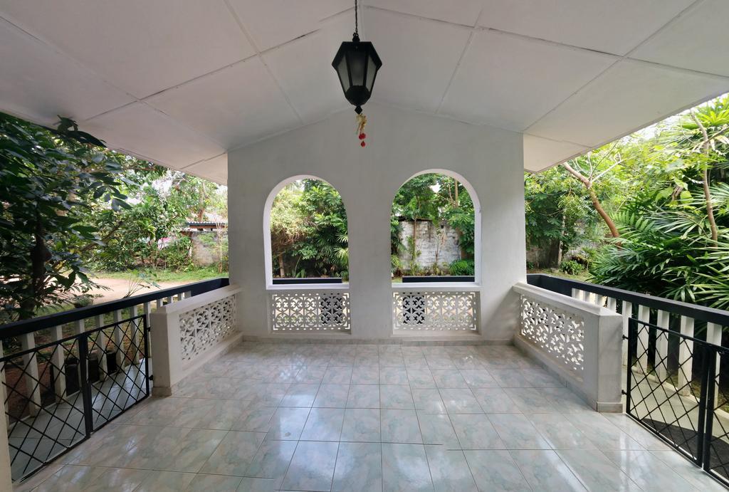 Wellington Villa Hikkaduwa Buitenkant foto