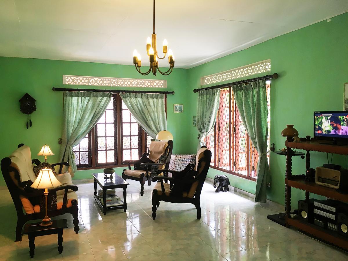 Wellington Villa Hikkaduwa Buitenkant foto